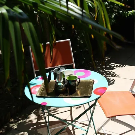 Studio Avec Terrasse * Asnières
